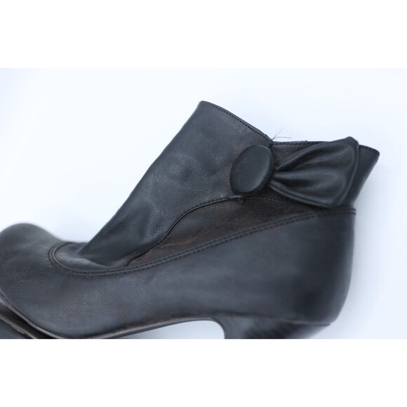 Mudd Y2K  'Aliso 6.5M Dark Brown Ankle Booties Side Zip Dark Academia Witchy - Picture 4 of 12